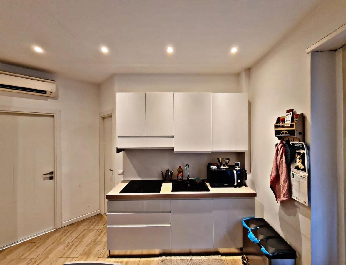 Modern Apartment Cozy Style Rom Exterior foto
